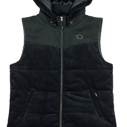 Embrace the earth with our hemp corduroy gilet
Cozy up in sustainable style
The future of fashion, one hemp fiber at a time